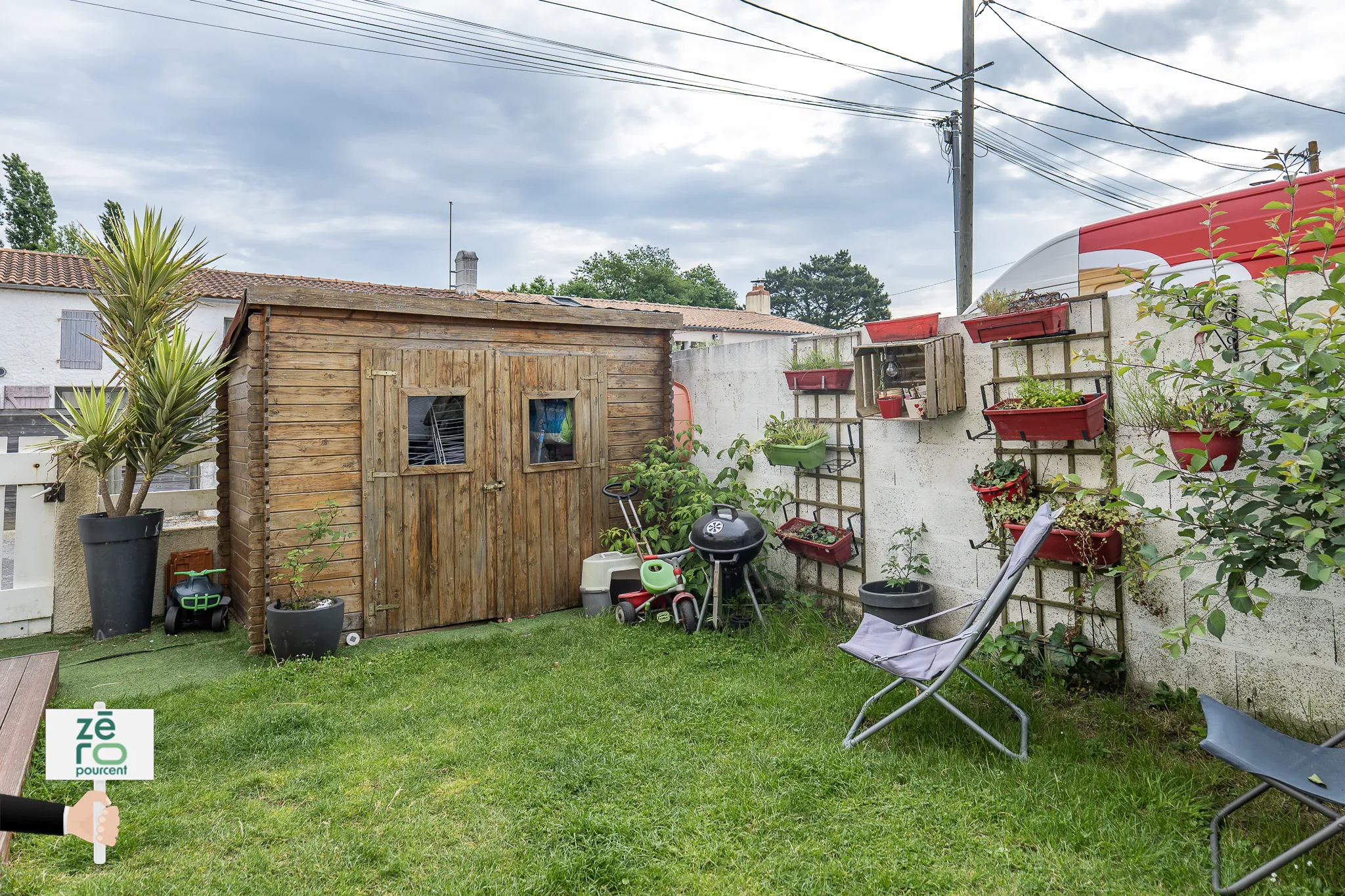 Maison familiale de 82 m² à Bouguenais avec jardin et proximité commodités 