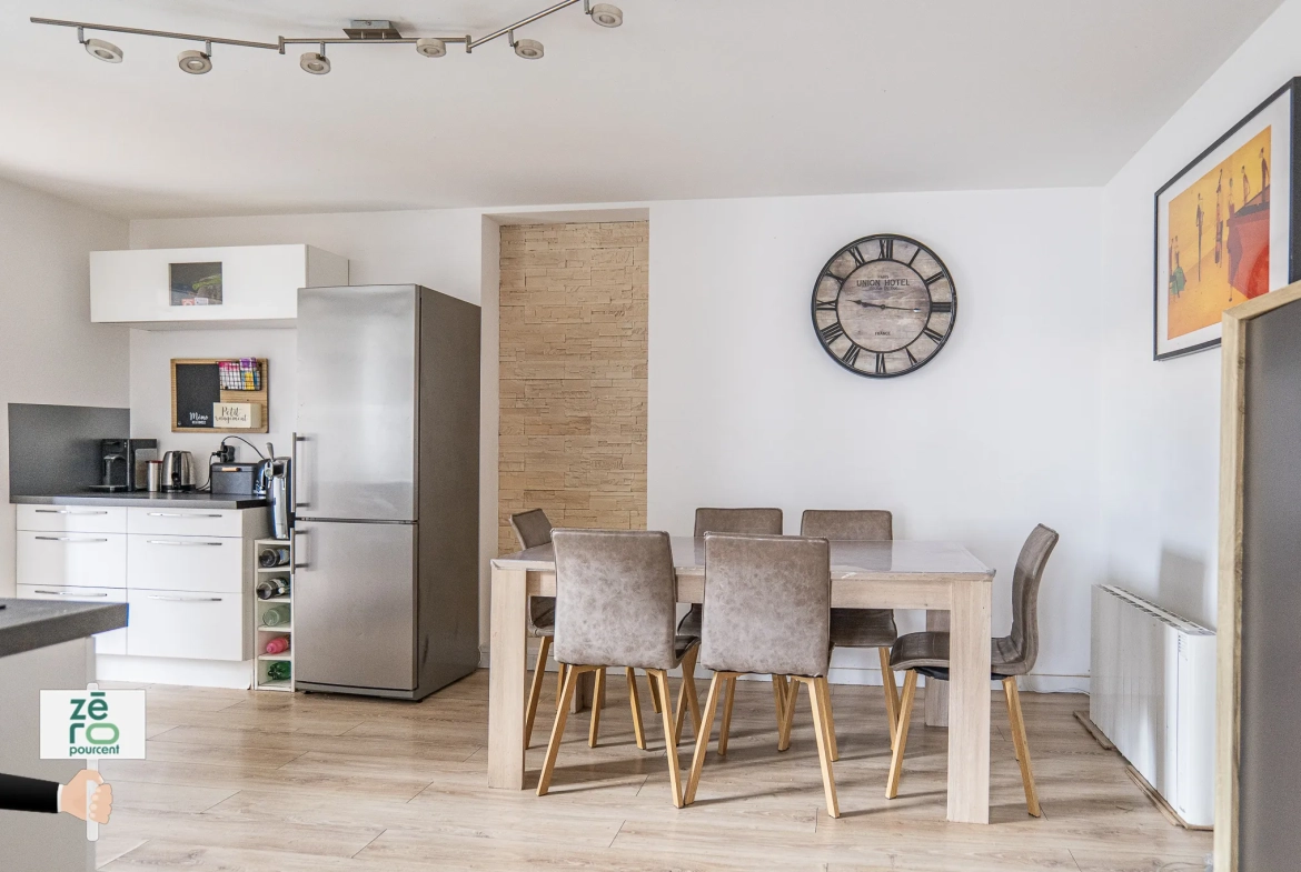 Maison familiale de 82 m² à Bouguenais avec jardin et proximité commodités 