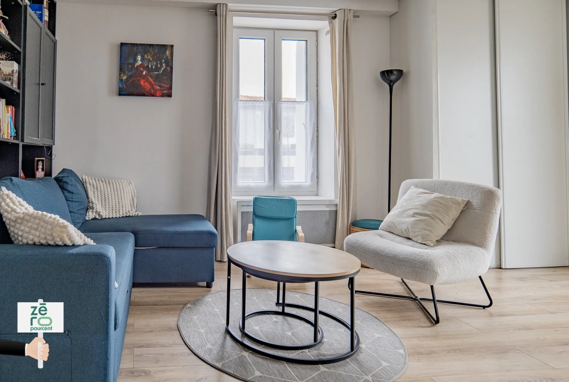 Maison familiale de 82 m² à Bouguenais avec jardin et proximité commodités 