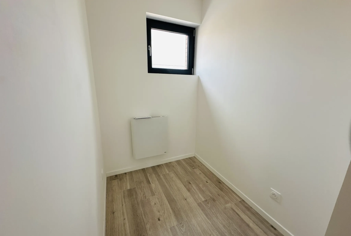Maison rénovée avec 3 chambres, jardin et garage à Flers-en-Escrebieux 