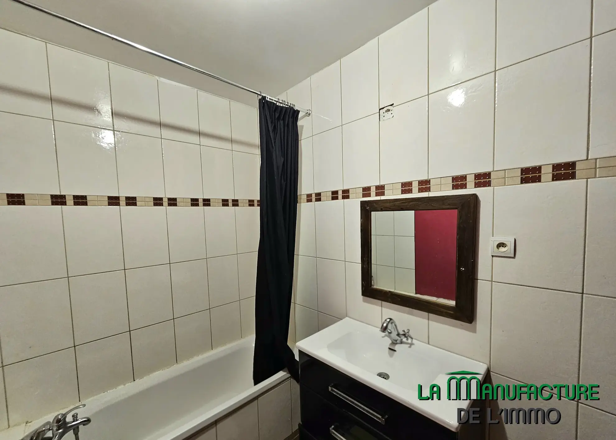 Appartement F4 lumineux de 82,70 m² à La Ricamarie, proche commodités 