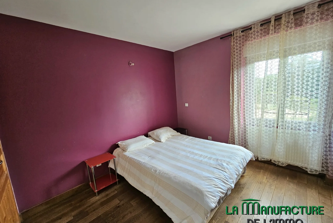 Appartement F4 lumineux de 82,70 m² à La Ricamarie, proche commodités 