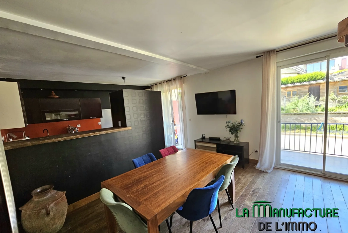 Appartement F4 lumineux de 82,70 m² à La Ricamarie, proche commodités 