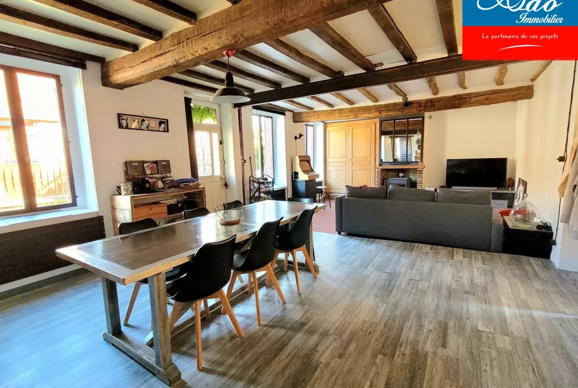 Maison de caractère rénovée avec jardin à Aix-Villemaur-Palis 