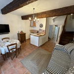 Maison de ville avec terrasse à Limoux, 115 m2, proche commerces