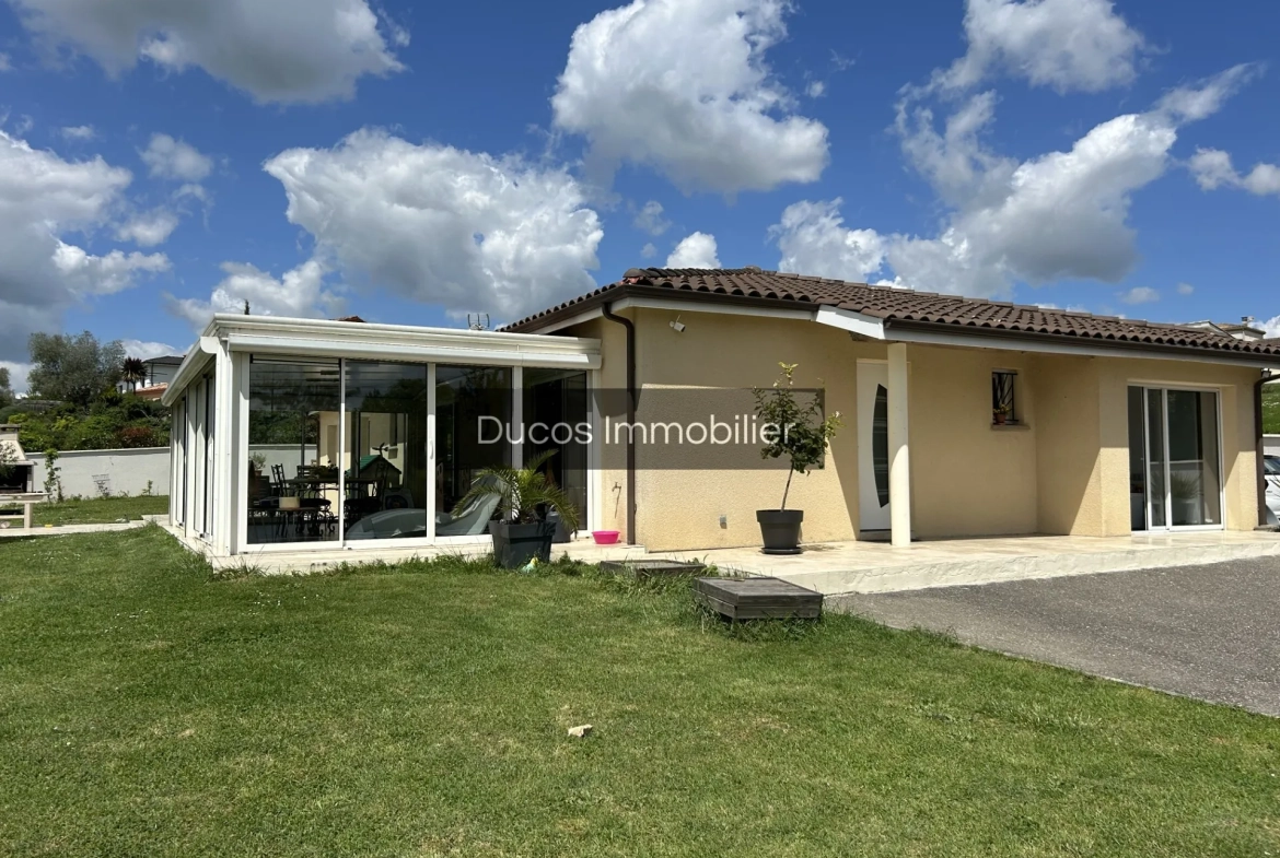 Maison familiale moderne à vendre près de Marmande avec grand garage et jardin clos 