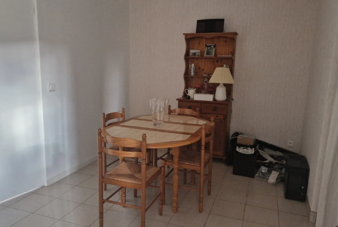 Maison à vendre à Lubersac avec 3 chambres, terrasse et travaux récents 