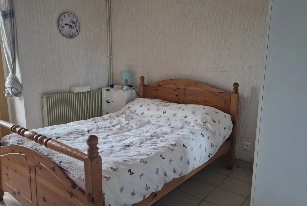 Maison à vendre à Lubersac avec 3 chambres, terrasse et travaux récents 