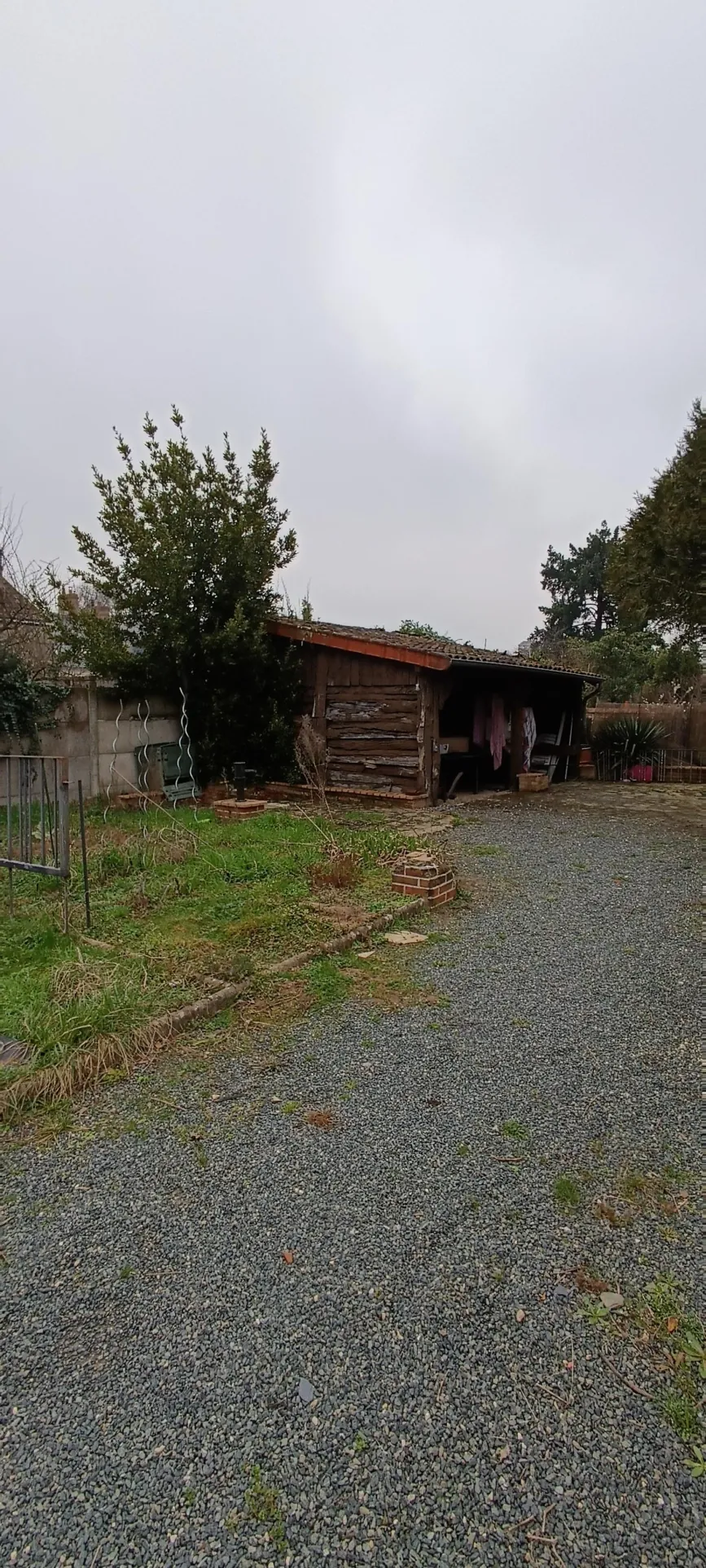 Maison familiale à Vierzon de 140 m² avec jardin et terrasse 