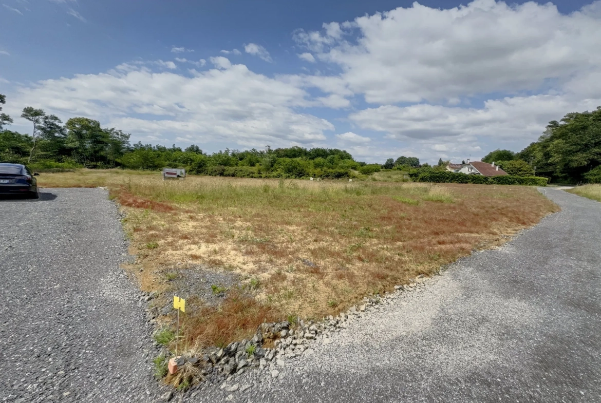 Terrain à vendre à Montfort en Chalosse de 1379 m² pour 51 000 € 