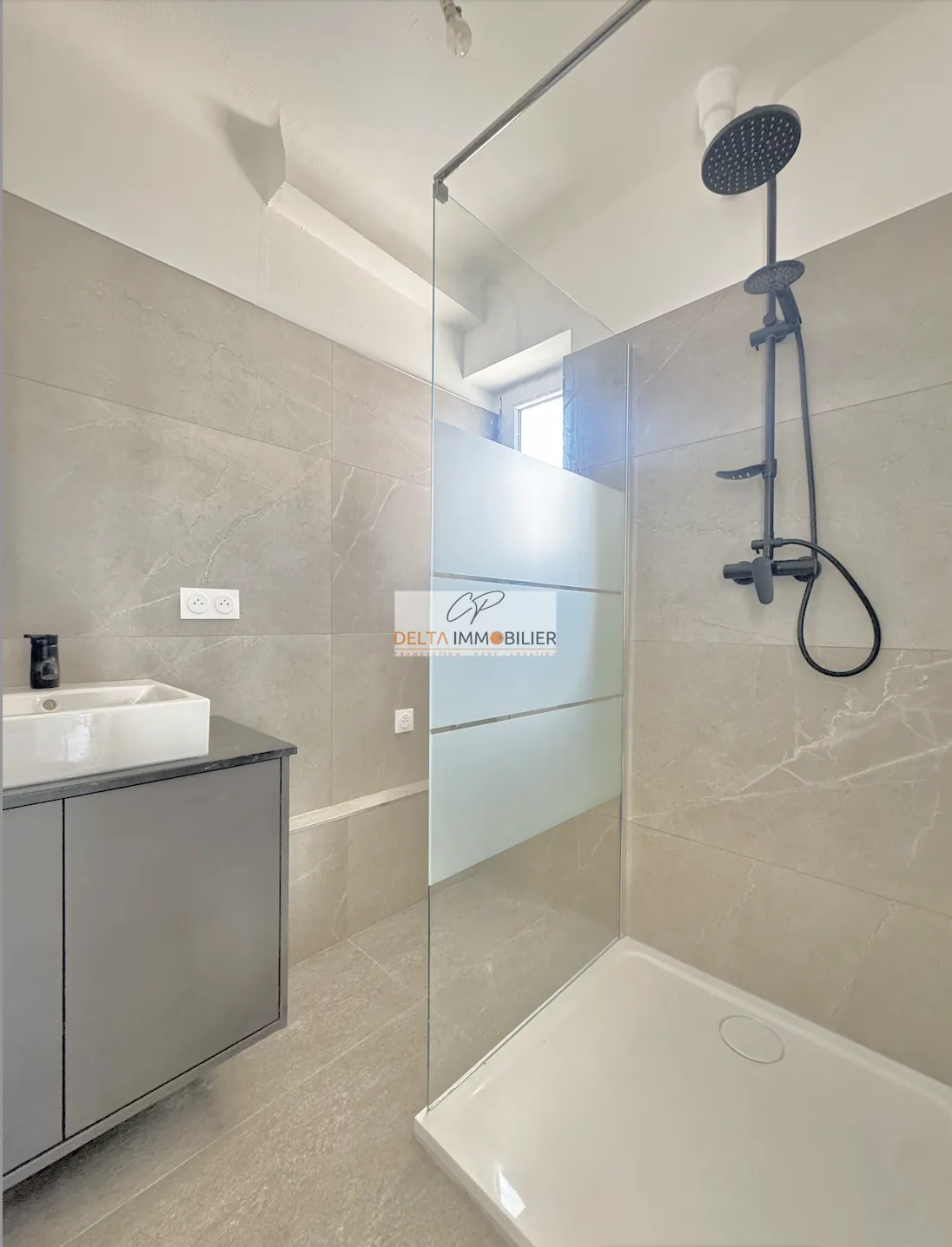 Appartement T4/5 rénové avec garage à Riedisheim centre 