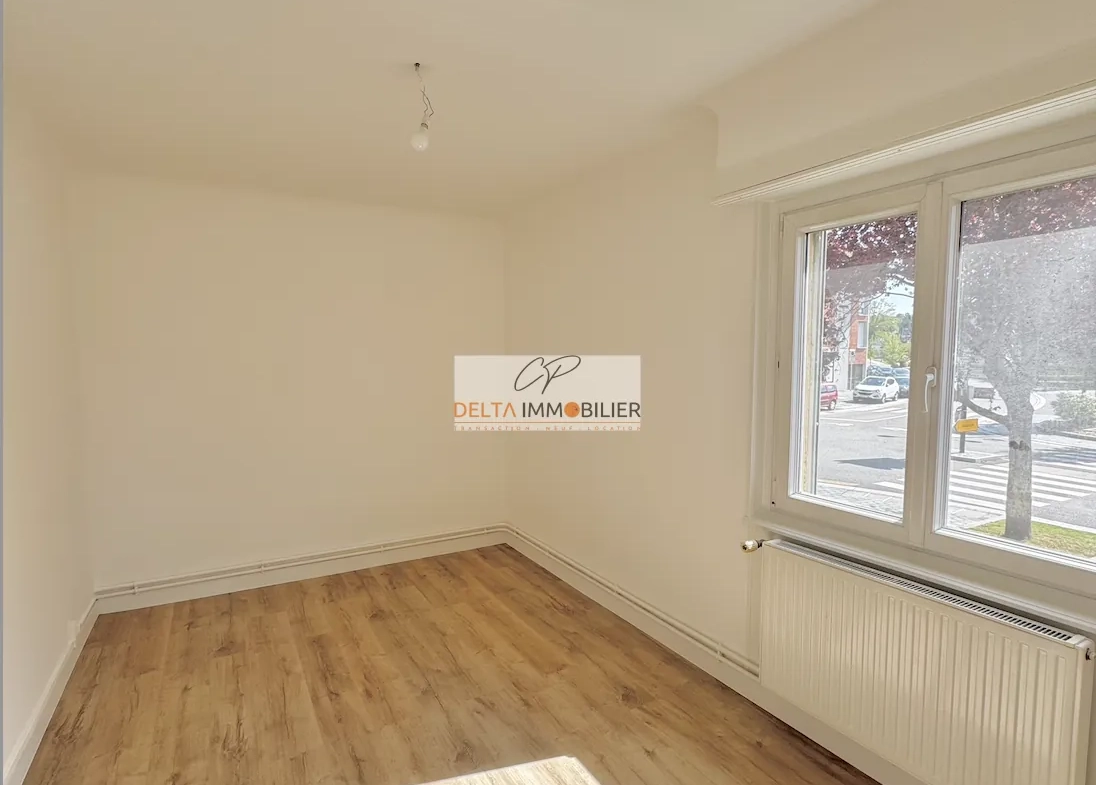 Appartement T4/5 rénové avec garage à Riedisheim centre 
