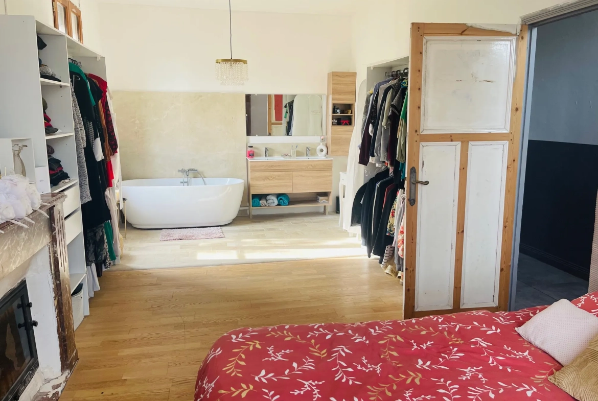 Maison de charme 170 m² avec jardin dans le quartier du Palais à Carcassonne 