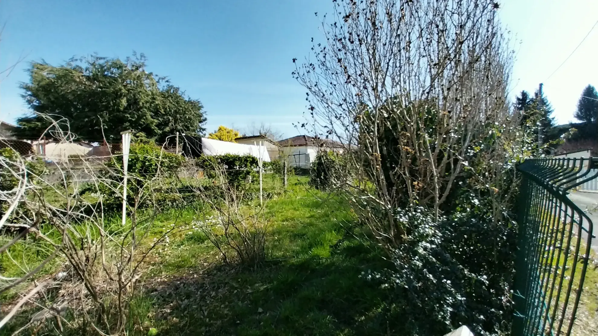 Maison en pierre avec 2 chambres, jardin à Razac-sur-l’Isle, proche Périgueux 