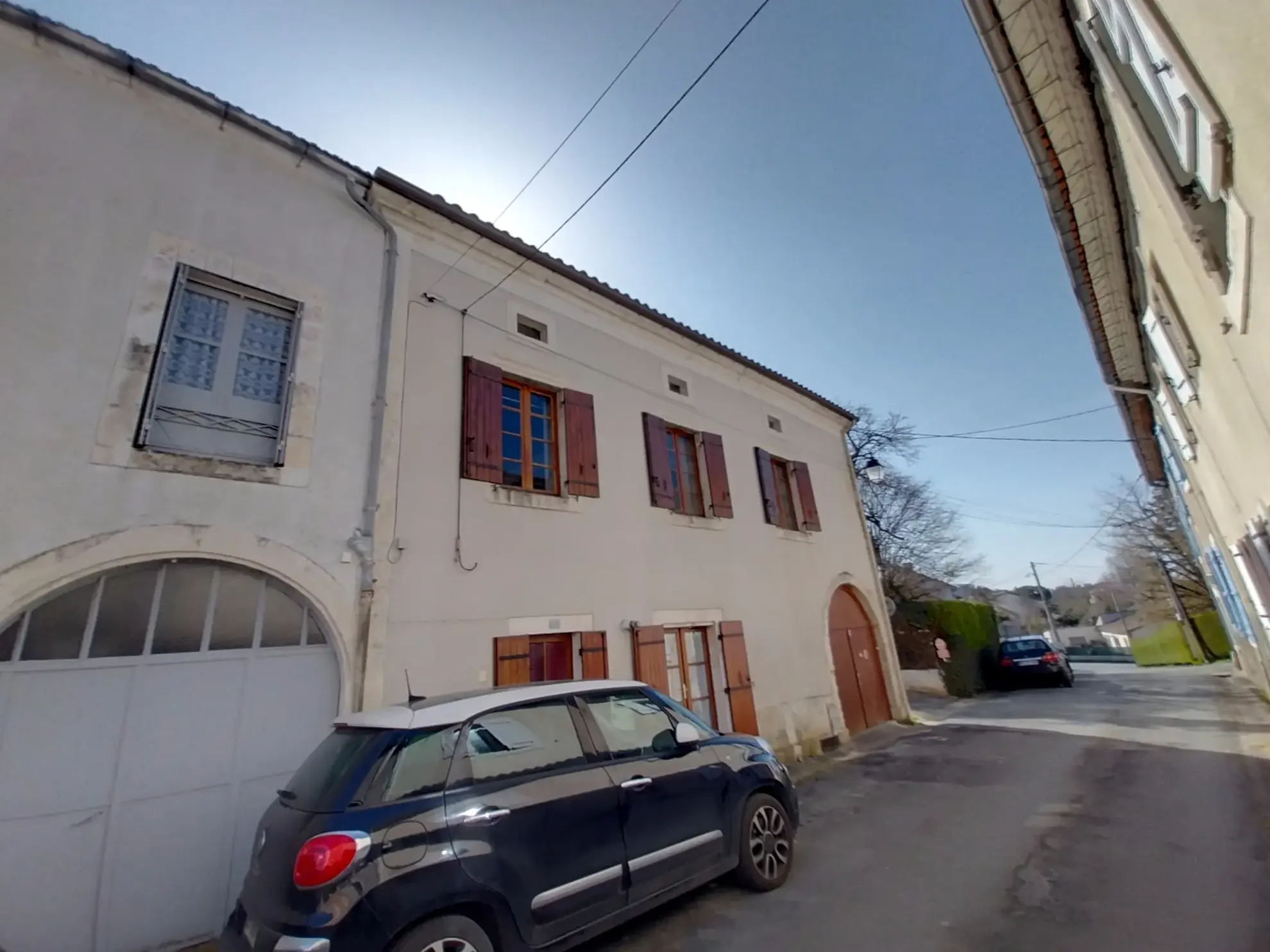 Maison en pierre avec 2 chambres, jardin à Razac-sur-l’Isle, proche Périgueux 