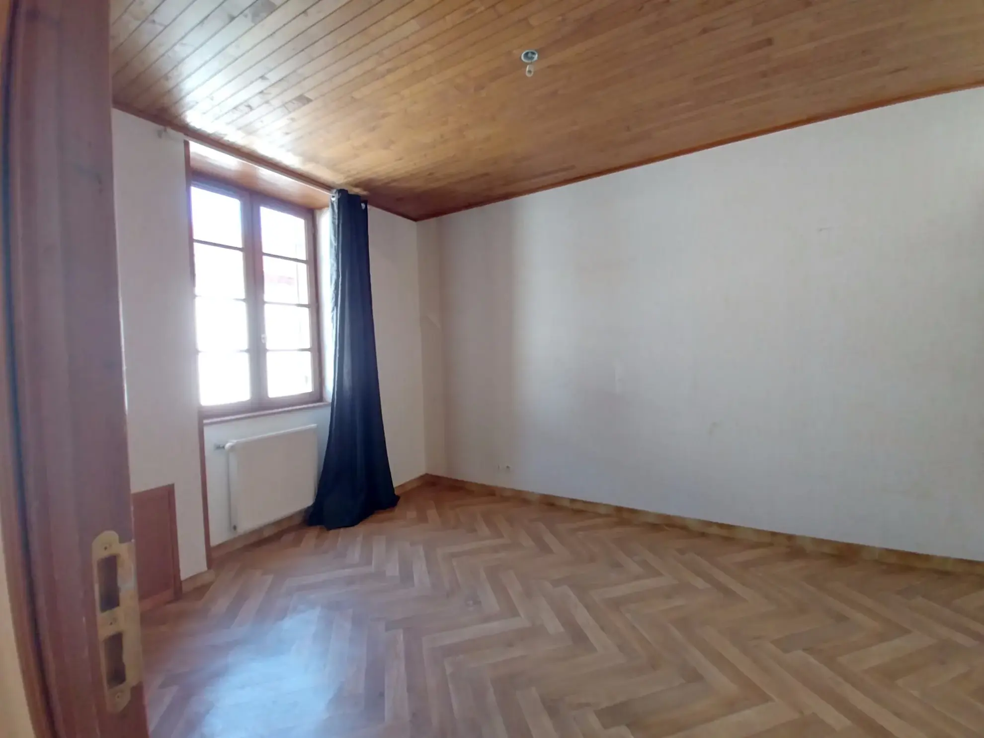 Maison en pierre avec 2 chambres, jardin à Razac-sur-l’Isle, proche Périgueux 