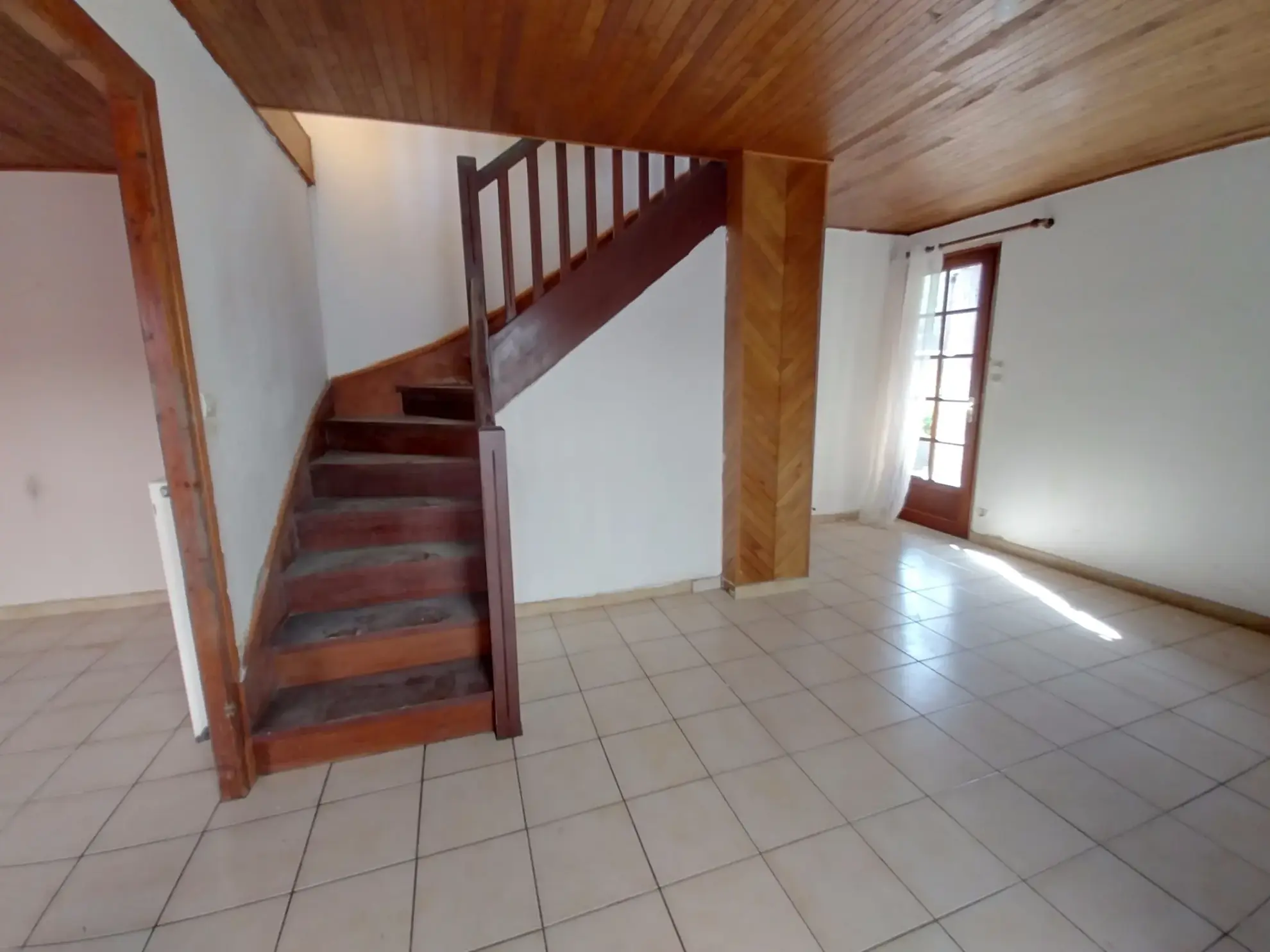 Maison en pierre avec 2 chambres, jardin à Razac-sur-l’Isle, proche Périgueux 