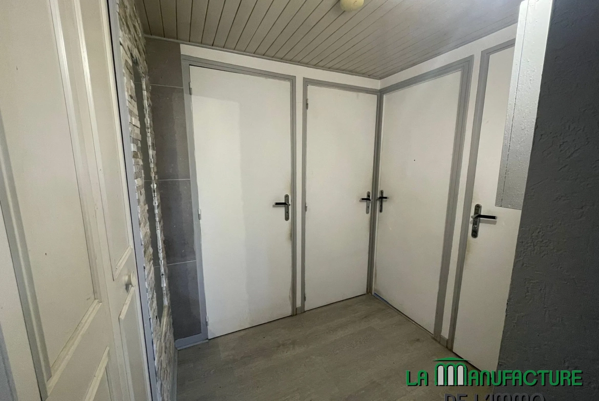 Appartement 3 pièces à Saint-Étienne – Dernier étage, 46m², proche des commodités 