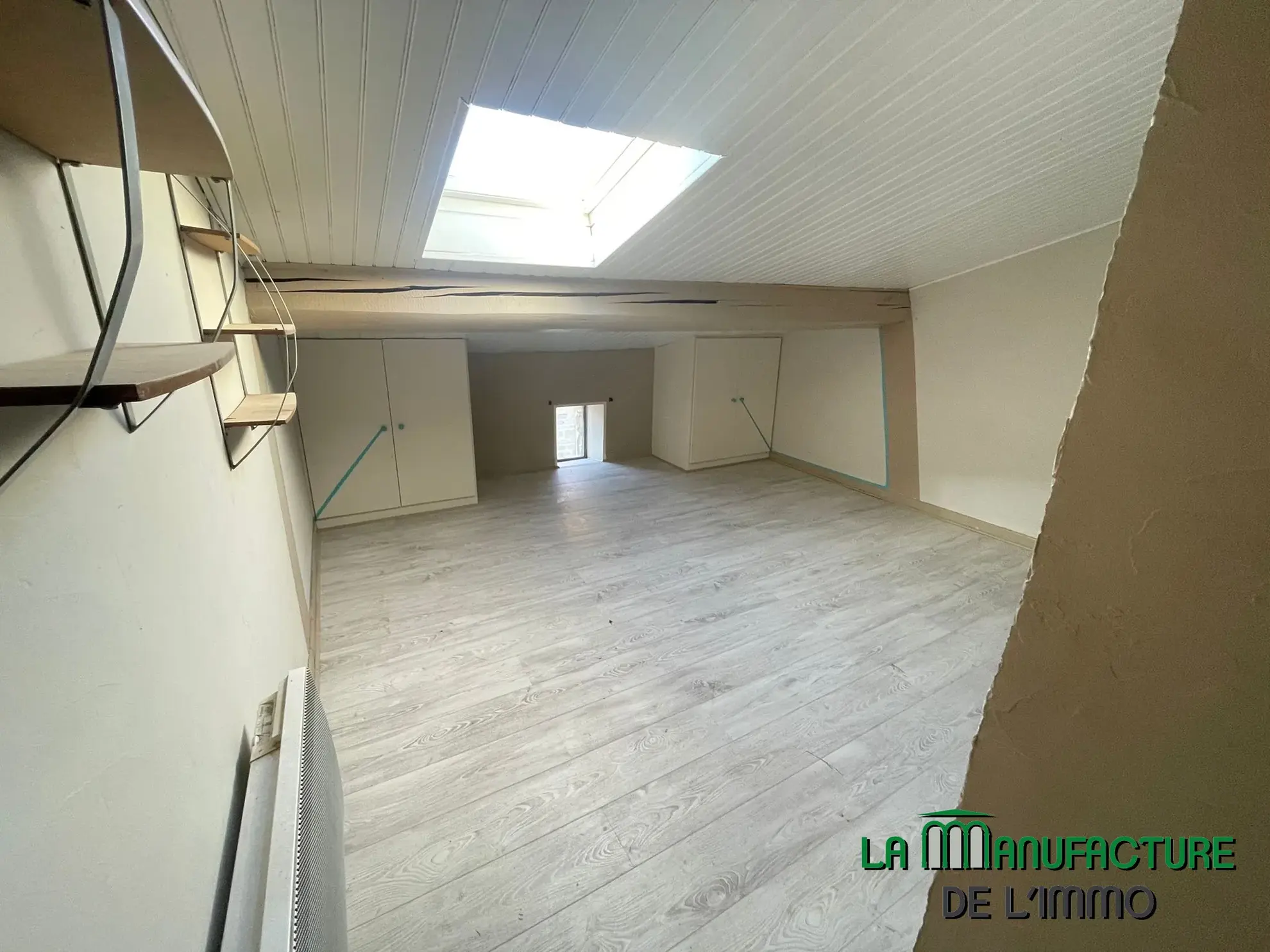 Appartement 3 pièces à Saint-Étienne – Dernier étage, 46m², proche des commodités 