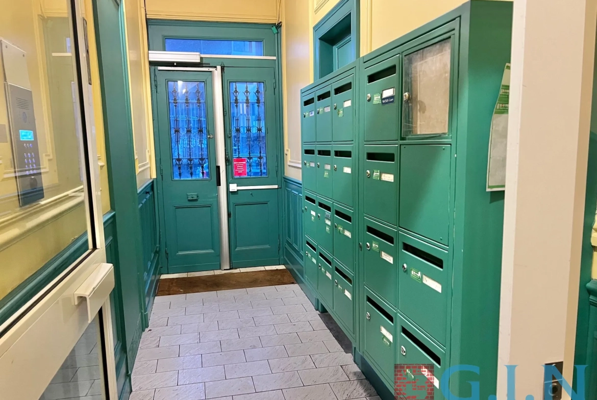Appartement T2 rénové de 46,20 m² à Rouen, secteur Place Saint-Marc 