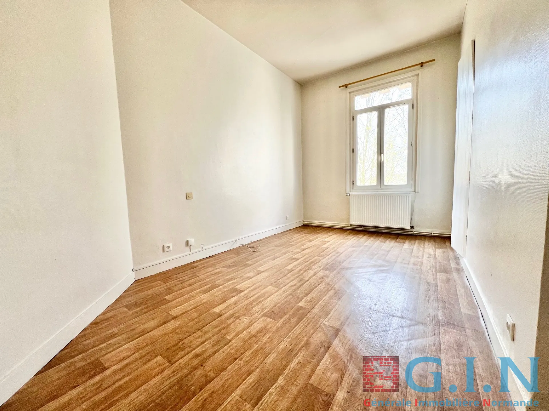 Appartement T2 rénové de 46,20 m² à Rouen, secteur Place Saint-Marc 