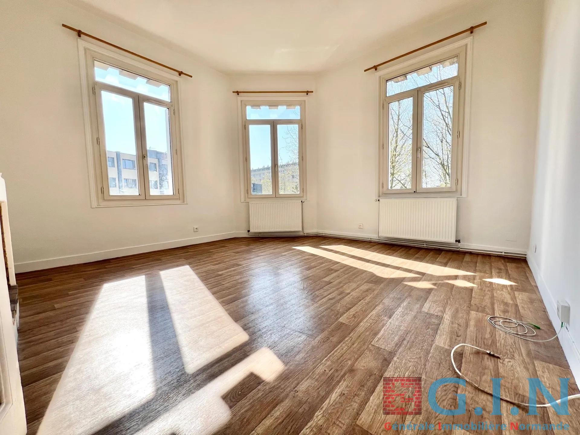 Appartement T2 rénové de 46,20 m² à Rouen, secteur Place Saint-Marc 