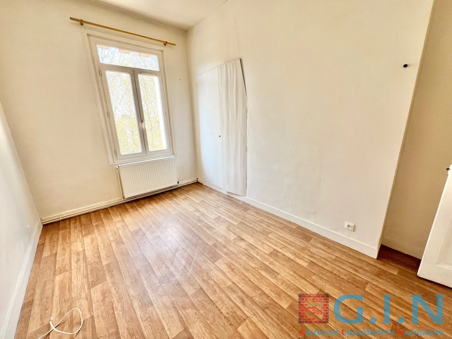 Appartement T2 rénové de 46,20 m² à Rouen, secteur Place Saint-Marc 