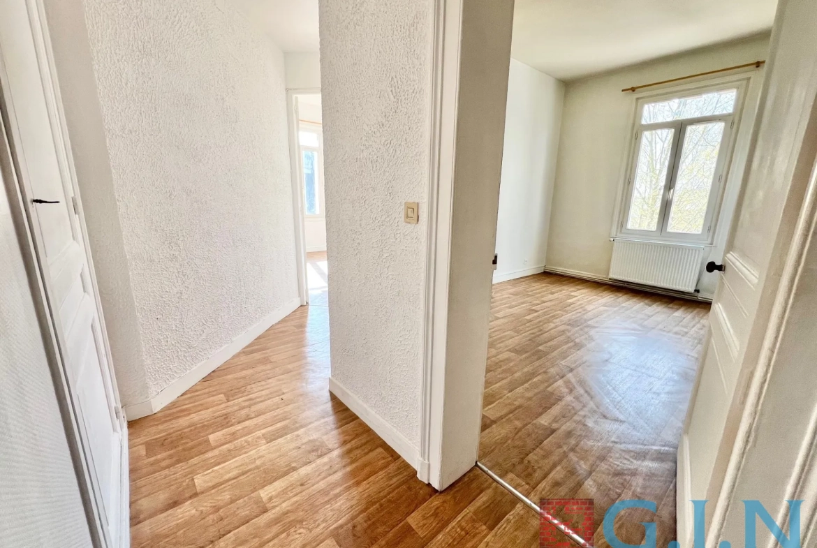 Appartement T2 rénové de 46,20 m² à Rouen, secteur Place Saint-Marc 