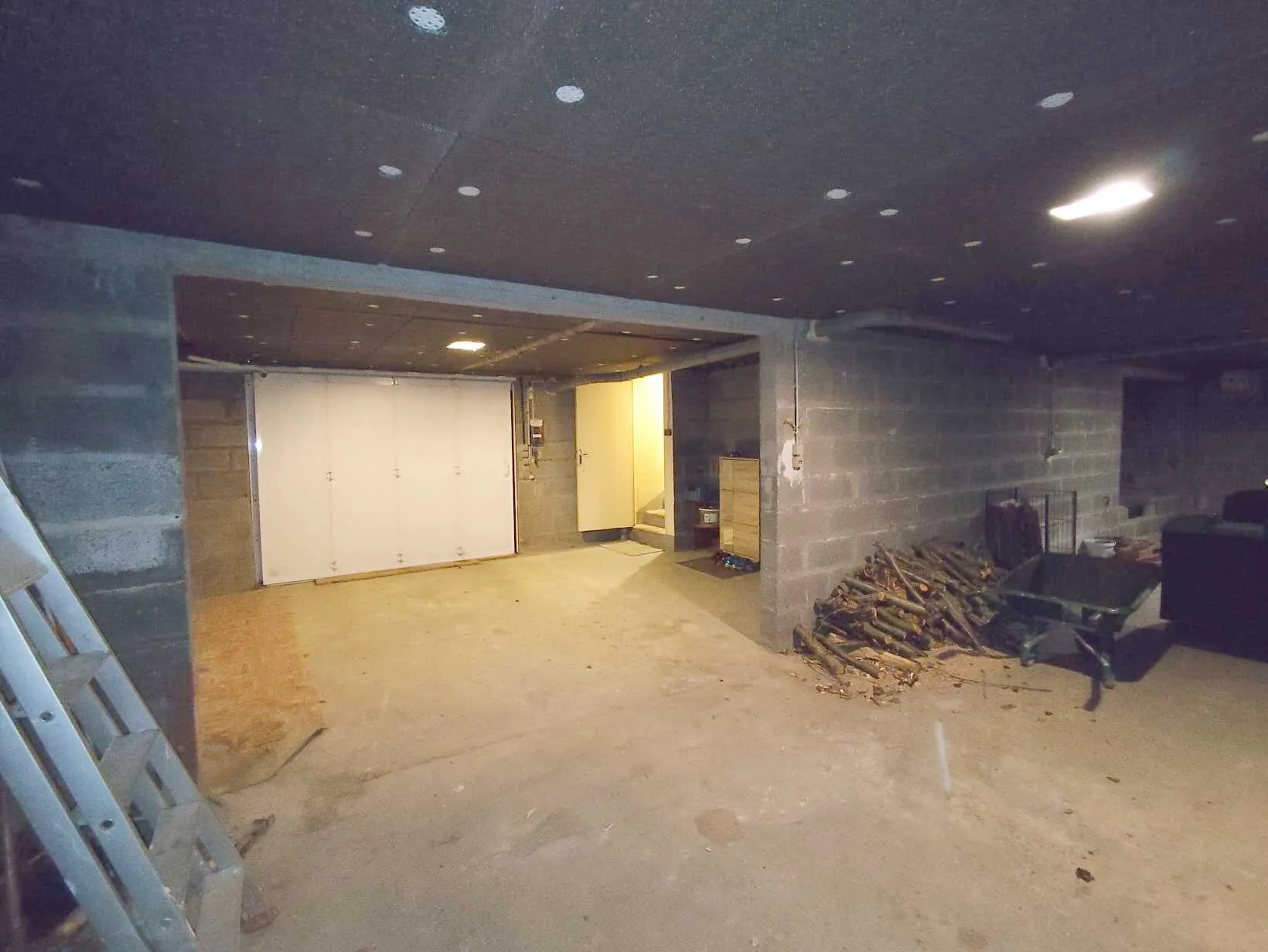 Pavillon avec sous-sol à vendre à Arconnay - 77,96 m² 