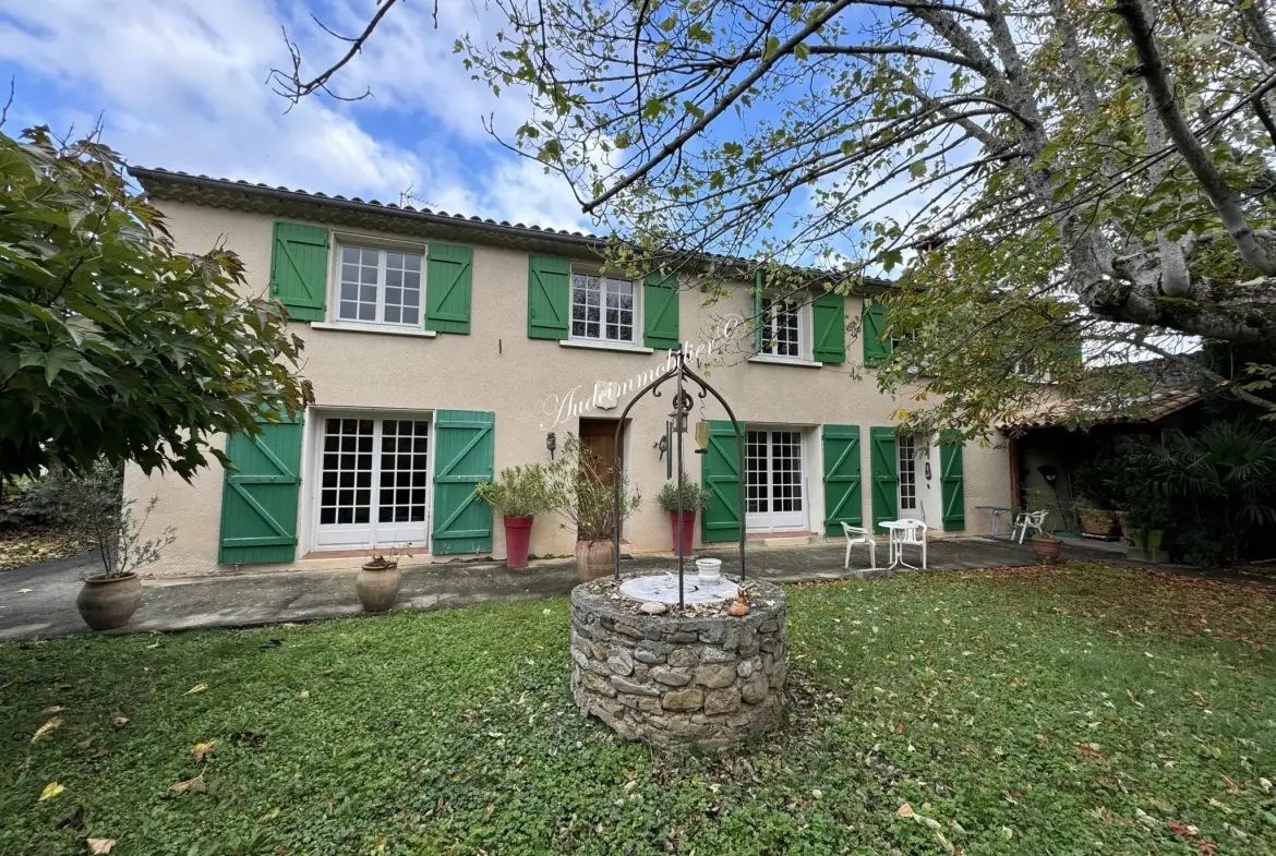 Belle maison familiale avec jardin et garages à Quillan en Haute-Vallée 
