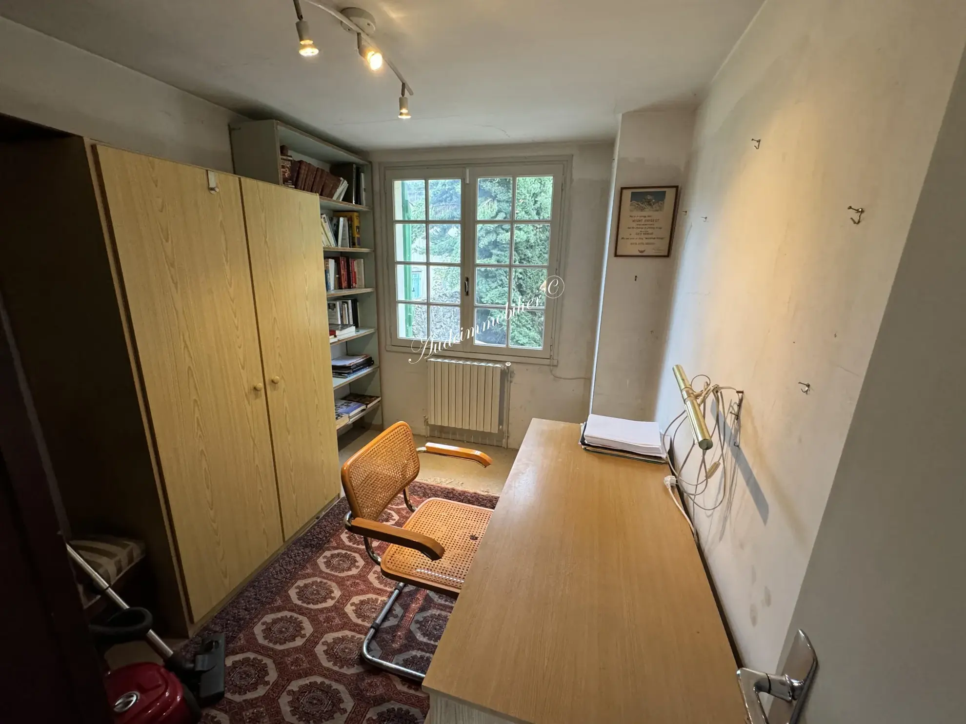 Belle maison familiale avec jardin et garages à Quillan en Haute-Vallée 