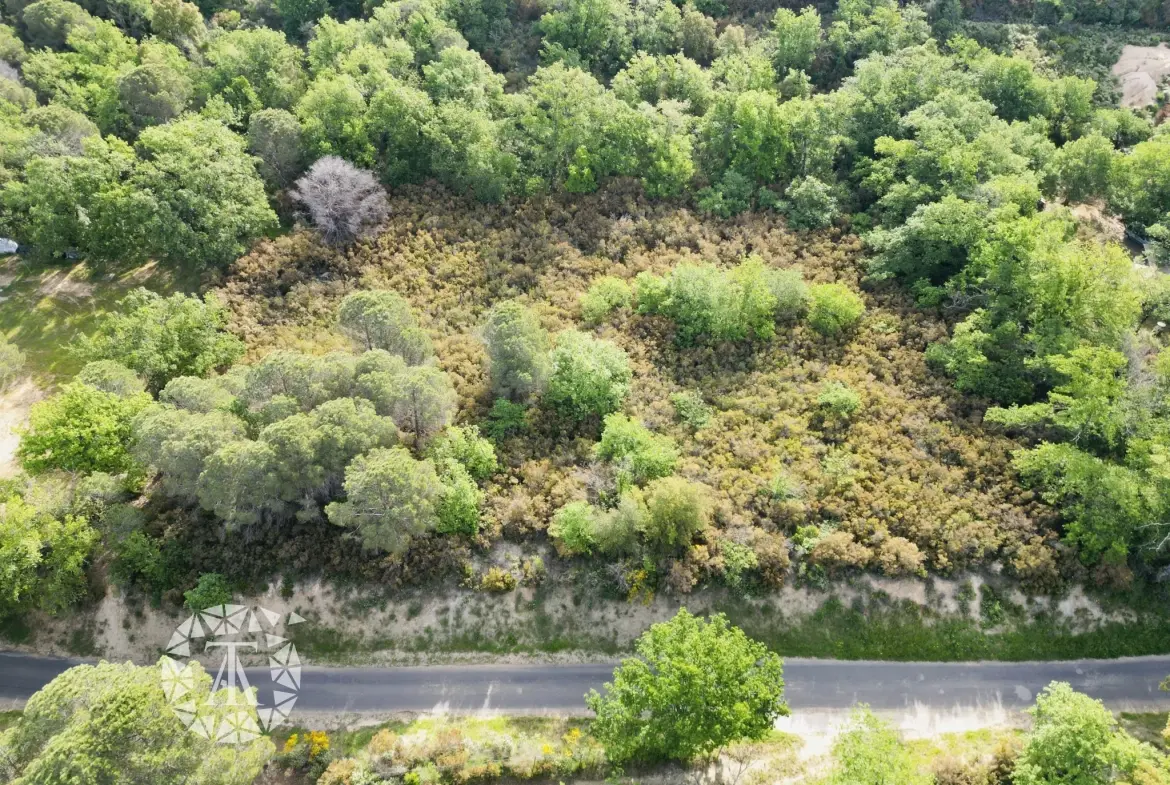 Terrain de loisir à vendre à Argeles-sur-Mer avec vue sur le château de Valmy 