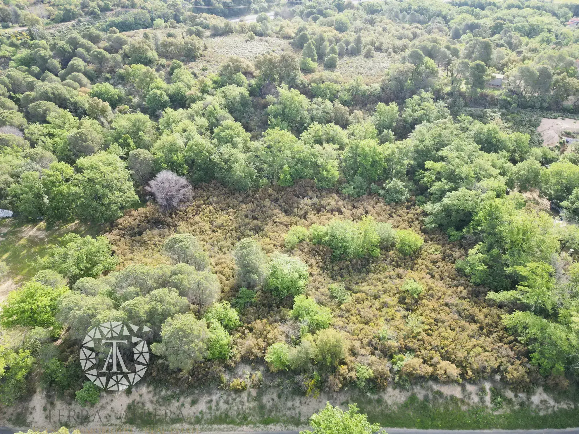 Terrain de loisir à vendre à Argeles-sur-Mer avec vue sur le château de Valmy 