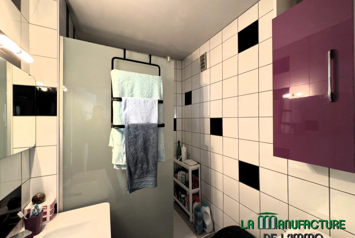 Appartement 4 pièces de 78m² à vendre à Saint-Étienne, secteur Bergson/La Terrasse 