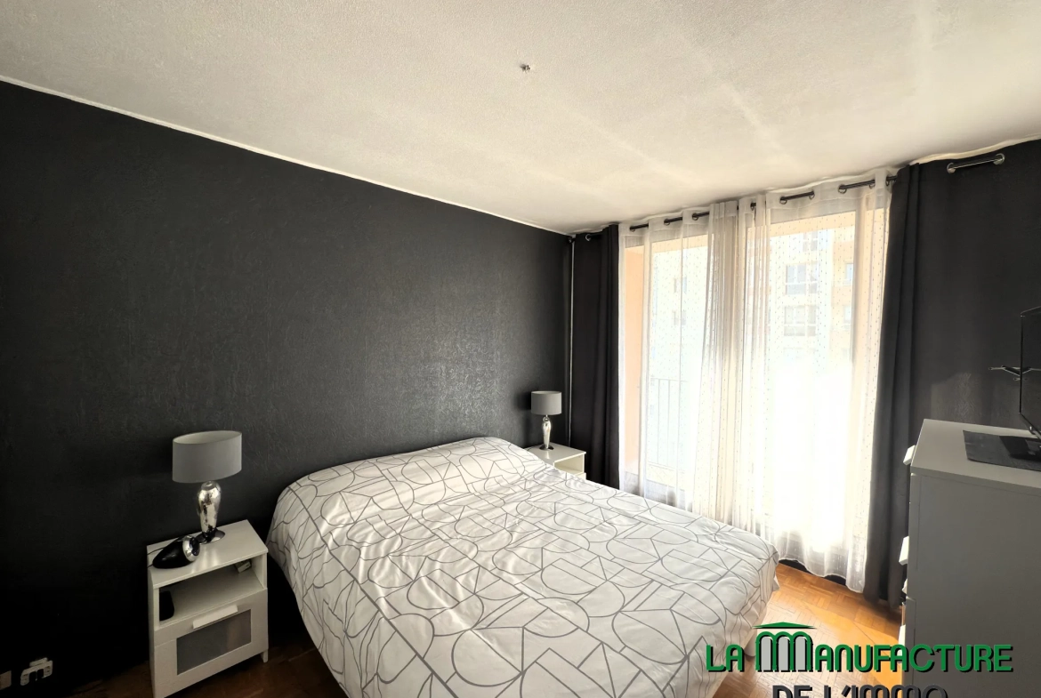 Appartement 4 pièces de 78m² à vendre à Saint-Étienne, secteur Bergson/La Terrasse 