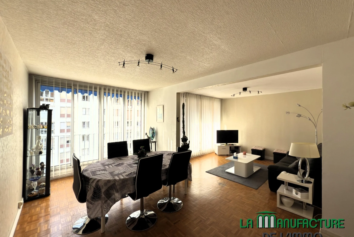 Appartement 4 pièces de 78m² à vendre à Saint-Étienne, secteur Bergson/La Terrasse 