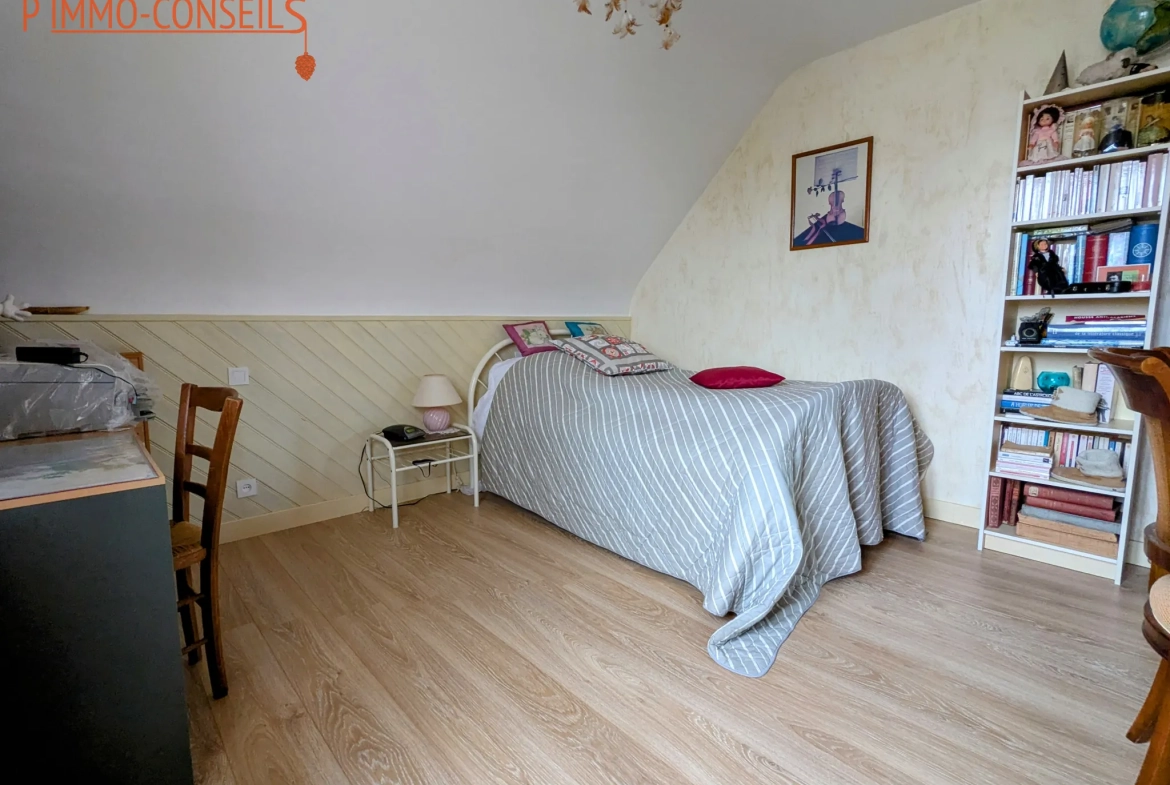 Maison familiale avec 4 chambres, sous-sol complet, emplacement idéal à Nort sur Erdre 