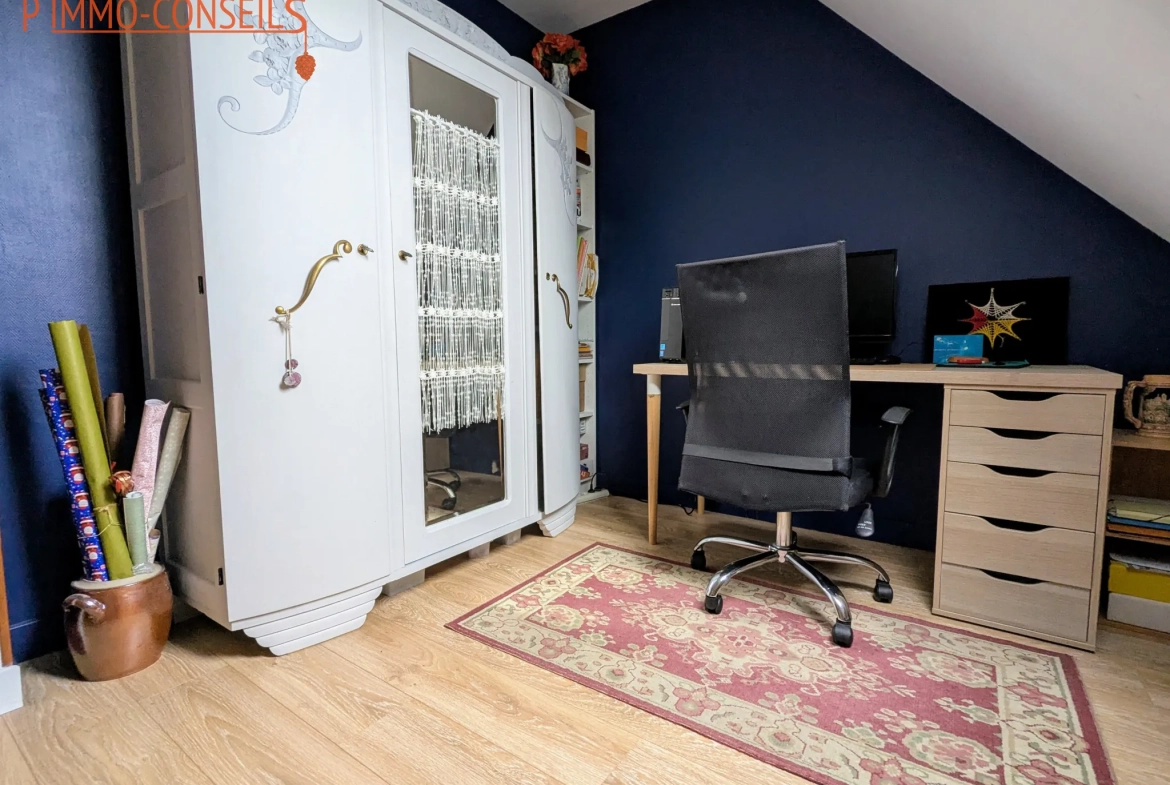 Maison familiale avec 4 chambres, sous-sol complet, emplacement idéal à Nort sur Erdre 