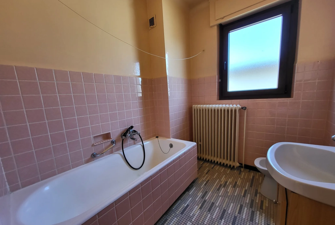 Maison individuelle à Remering de 100 m² avec dépendances et jardin 