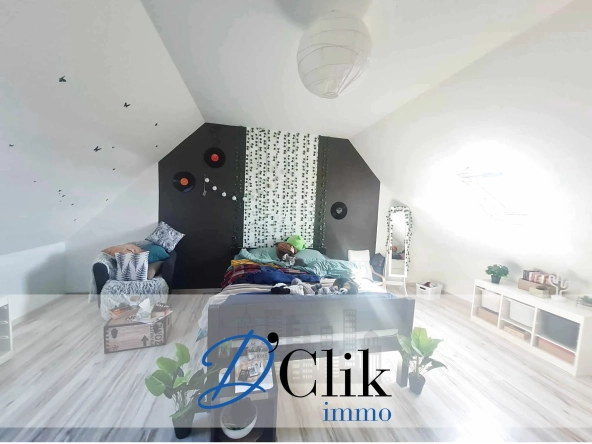 Charmante maison familiale de 141 m² avec jardin à Saint Germain Le Fouilloux