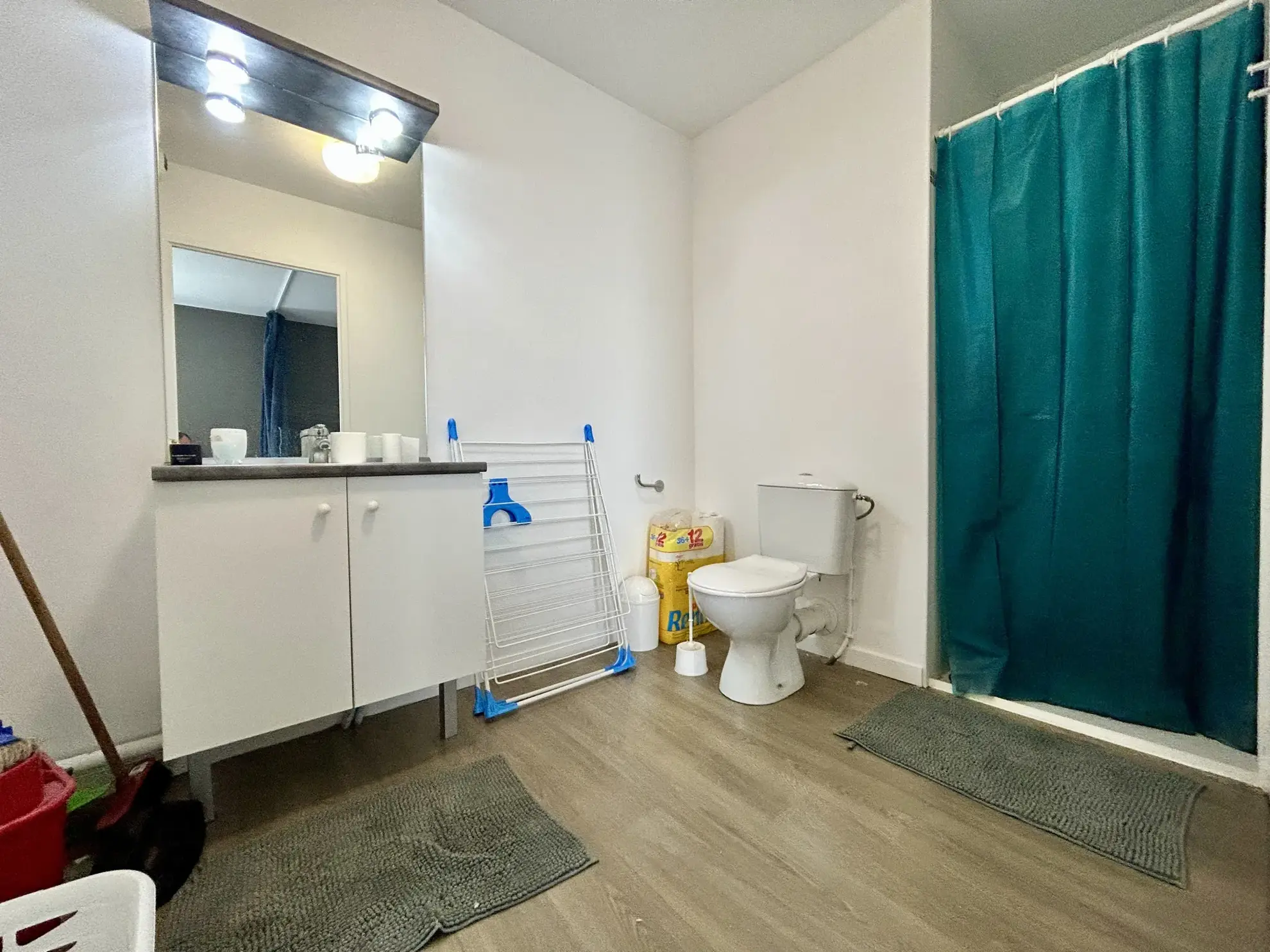 Studio T1 bis à Valenciennes avec location en cours, 32 m² dans résidence sécurisée 