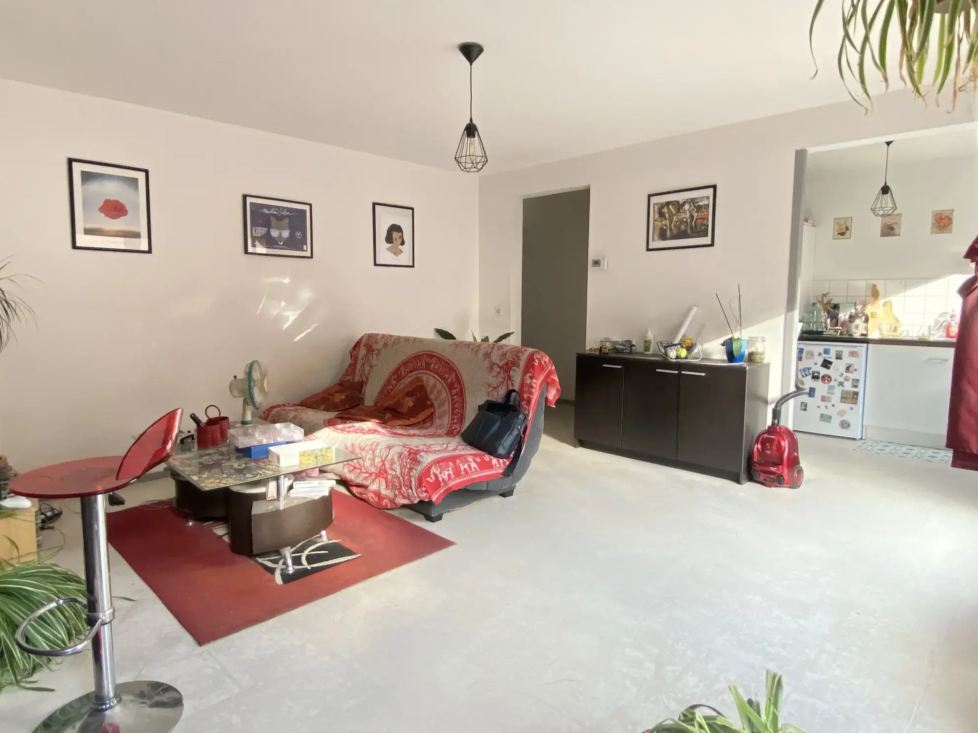 Appartement T2 à vendre à Perpignan, idéal pour investissement locatif avec cave et balcon 