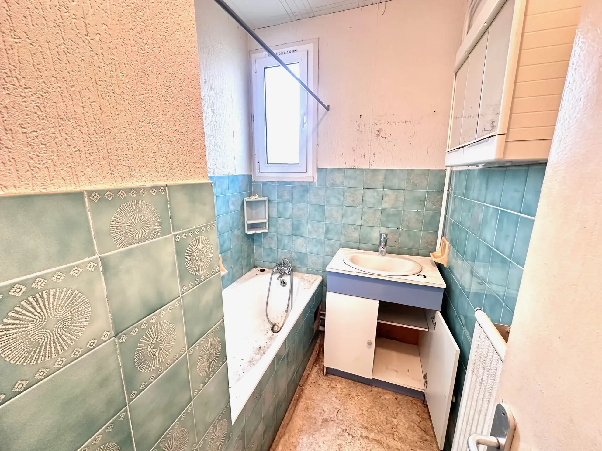 Appartement à Lourdes de 65,81 m² avec garage et cave, parfait pour investissement ou premier achat 