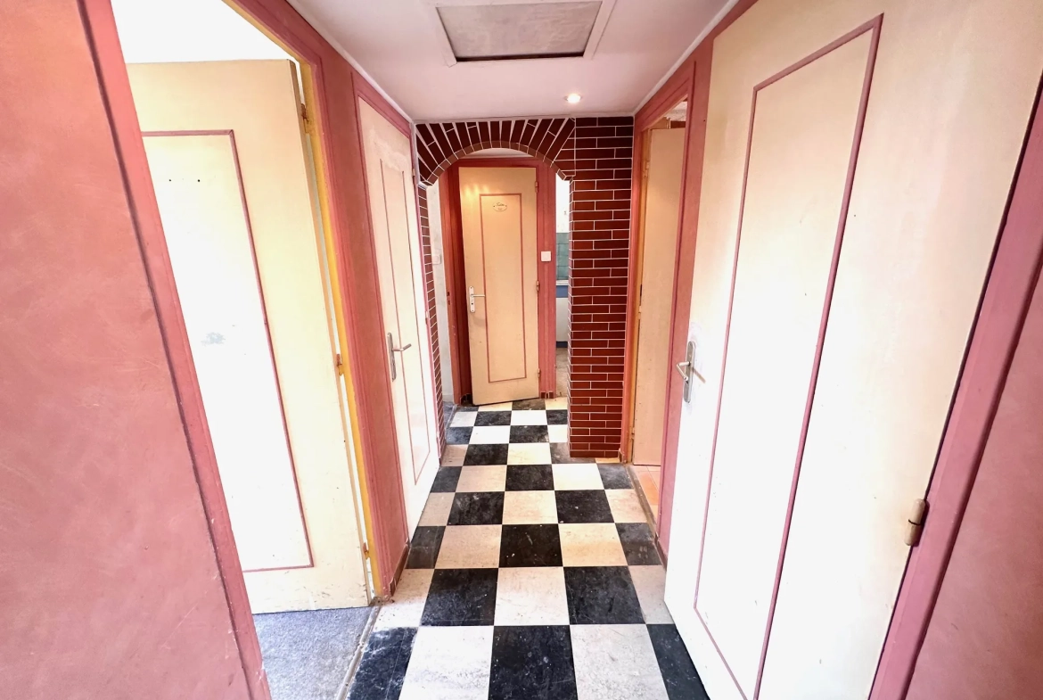 Appartement à Lourdes de 65,81 m² avec garage et cave, parfait pour investissement ou premier achat 