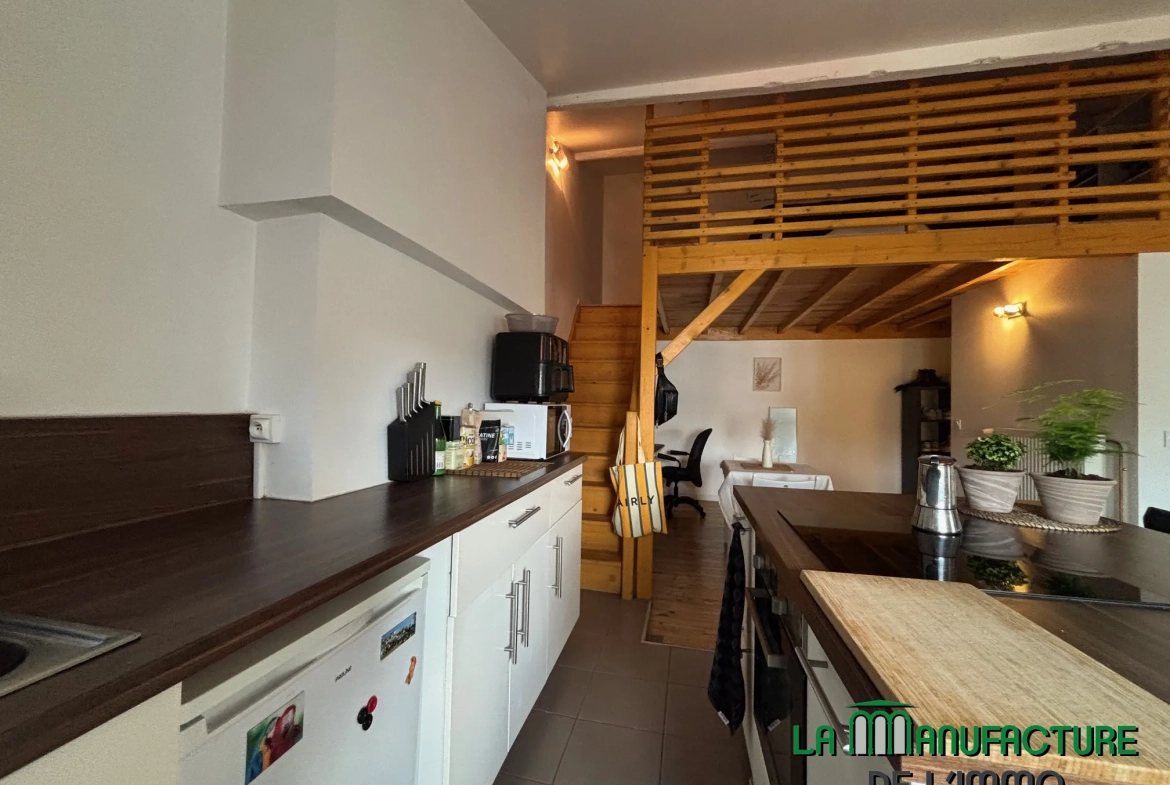 Appartement F1 lumineux avec locataire en place à Saint-Étienne - Centre-ville 