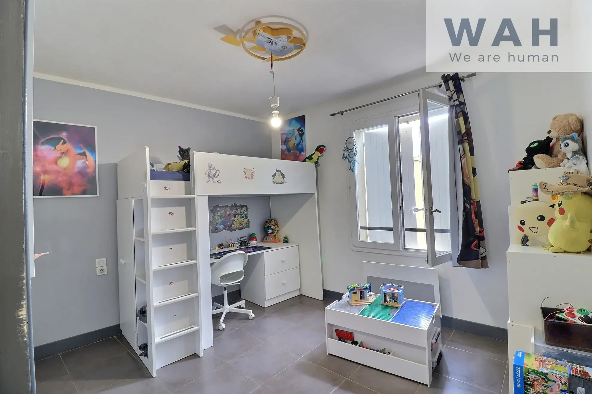 Maison de ville 7 pièces avec jardin à Saint Gilles - 164 m² 
