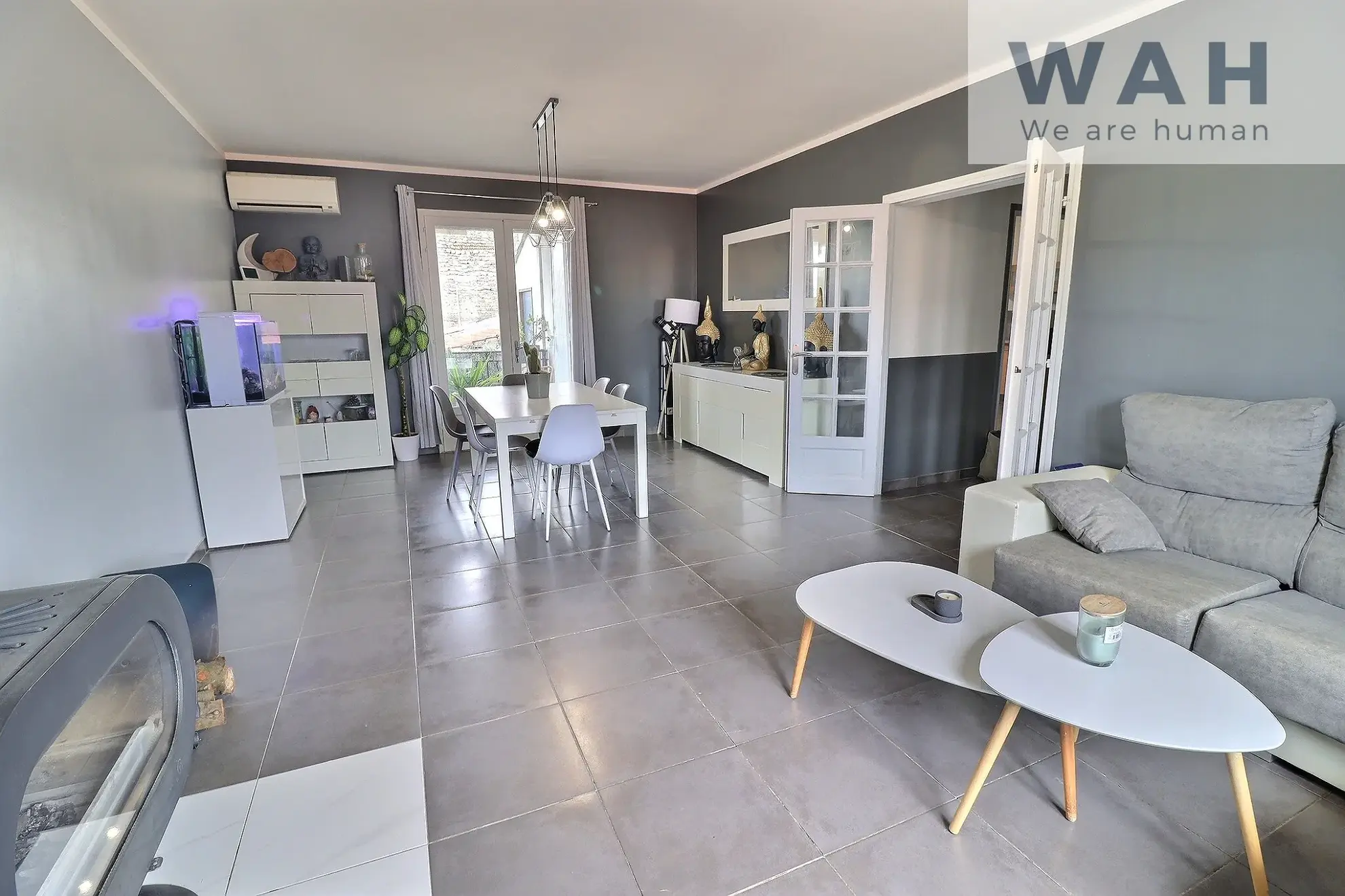 Maison de ville 7 pièces avec jardin à Saint Gilles - 164 m² 