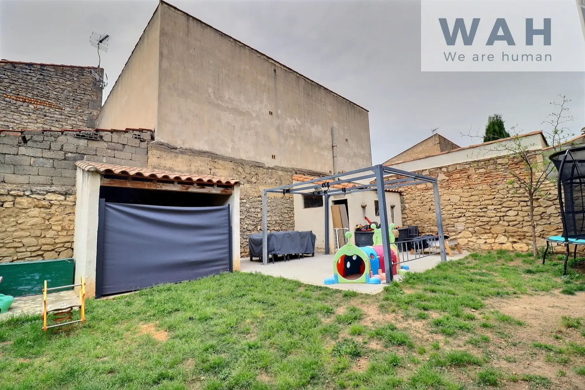 Maison de ville 7 pièces avec jardin à Saint Gilles - 164 m² 