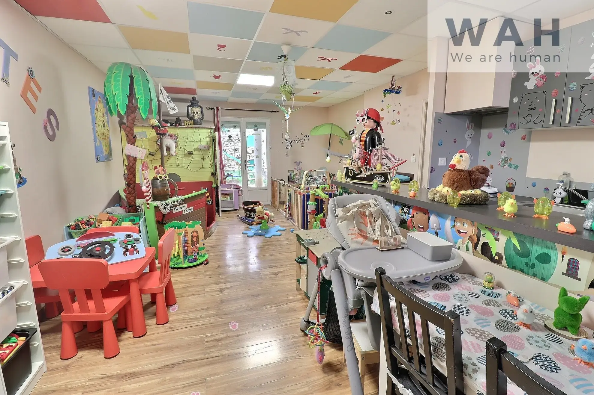 Maison de ville 7 pièces avec jardin à Saint Gilles - 164 m² 