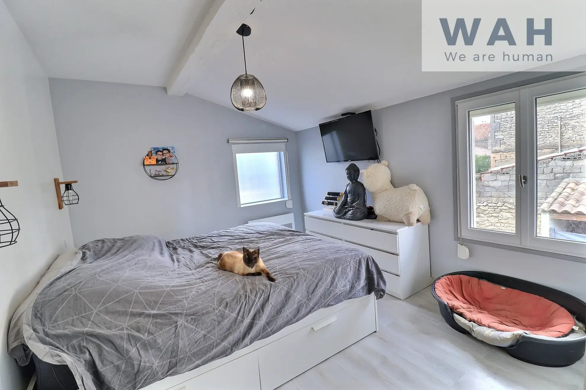 Maison de ville 7 pièces avec jardin à Saint Gilles - 164 m² 